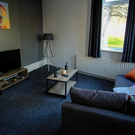 Large Ground Floor Apartment - South Shields - 3 Minutes From South Tyneside Hospital, 8 Minutes From Beach Exterior photo